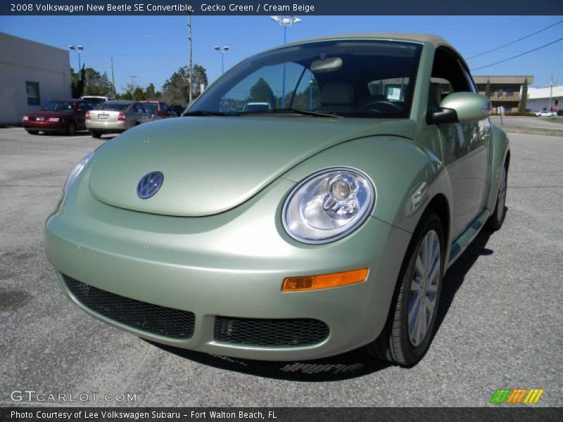 Front 3/4 View of 2008 New Beetle SE Convertible