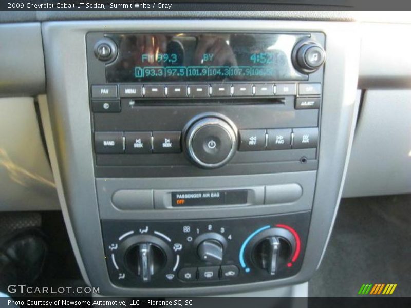 Summit White / Gray 2009 Chevrolet Cobalt LT Sedan