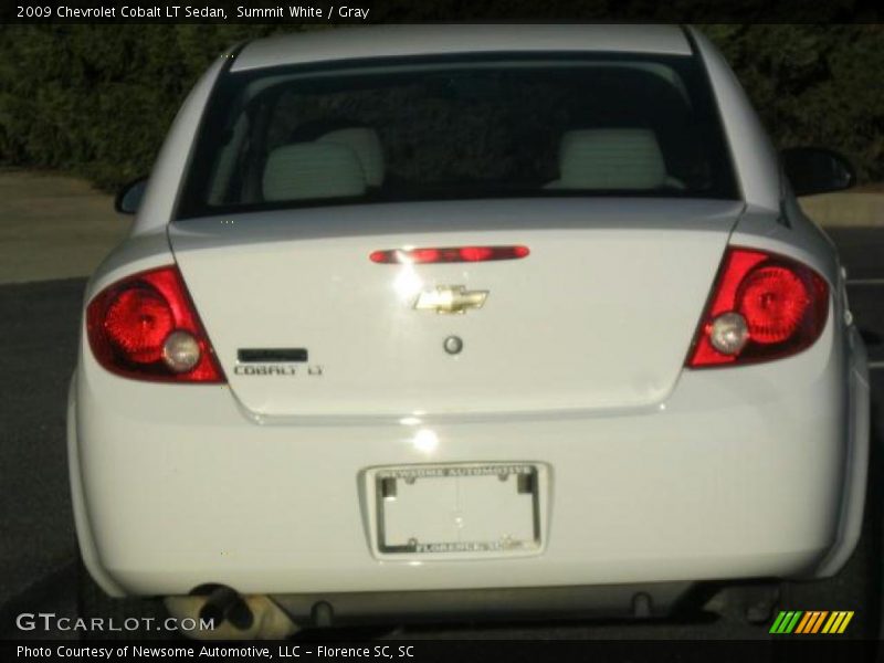 Summit White / Gray 2009 Chevrolet Cobalt LT Sedan
