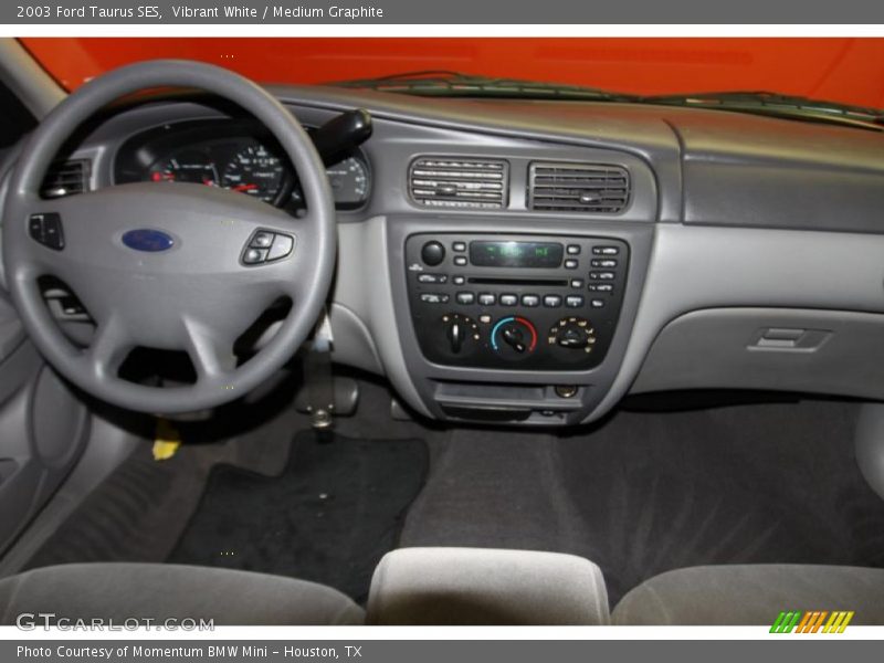 Vibrant White / Medium Graphite 2003 Ford Taurus SES