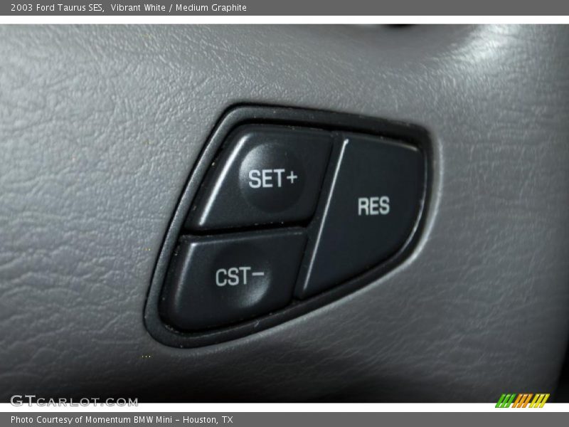 Vibrant White / Medium Graphite 2003 Ford Taurus SES