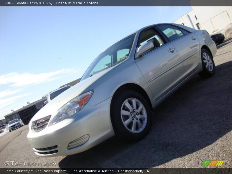 Lunar Mist Metallic / Stone 2002 Toyota Camry XLE V6