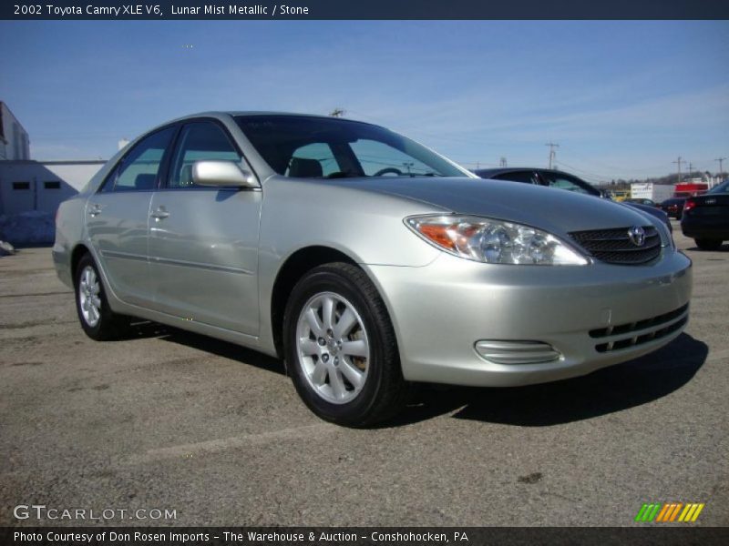 Lunar Mist Metallic / Stone 2002 Toyota Camry XLE V6