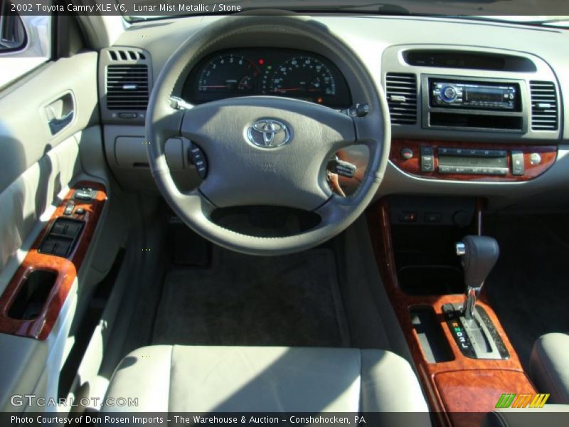 Controls of 2002 Camry XLE V6
