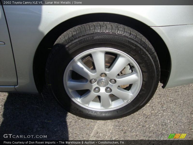 Lunar Mist Metallic / Stone 2002 Toyota Camry XLE V6