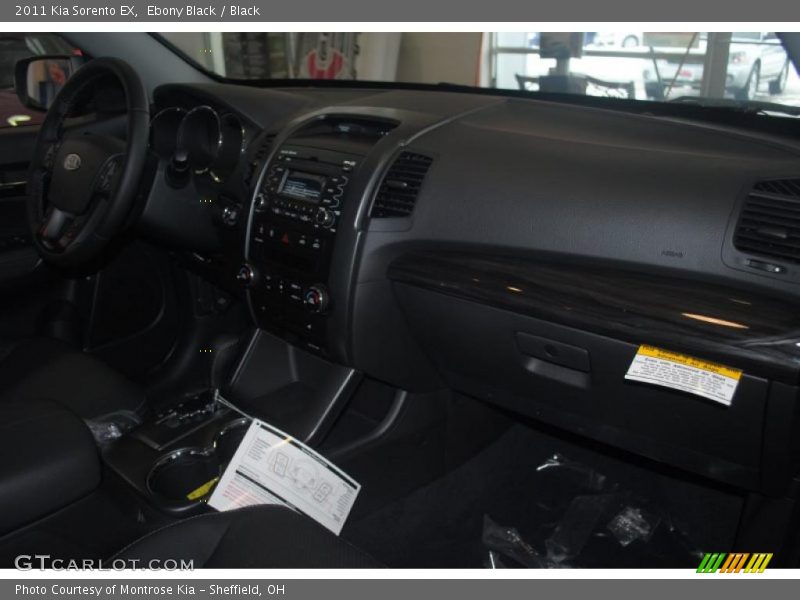 Ebony Black / Black 2011 Kia Sorento EX