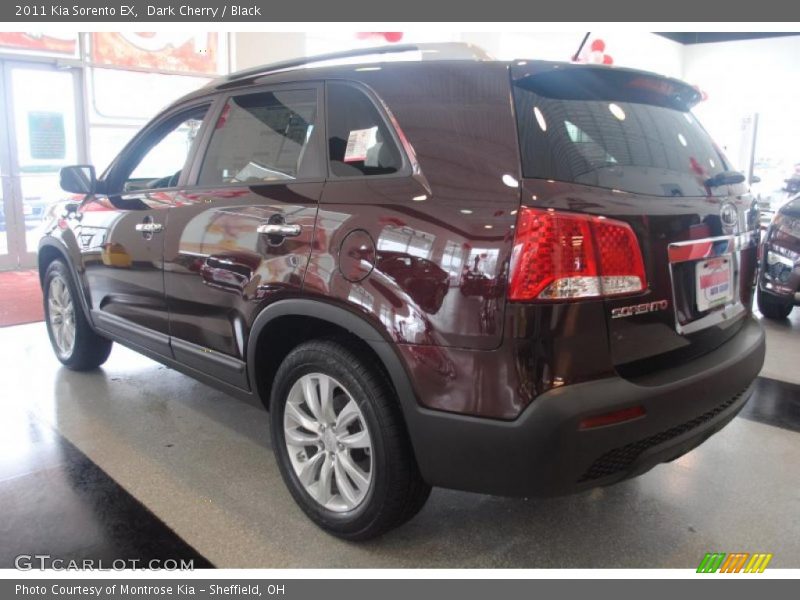 Dark Cherry / Black 2011 Kia Sorento EX
