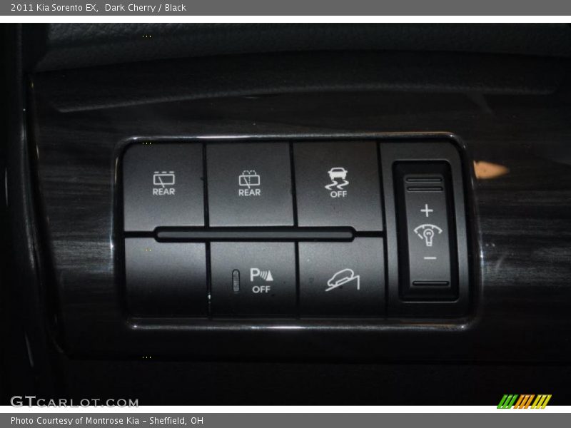 Dark Cherry / Black 2011 Kia Sorento EX