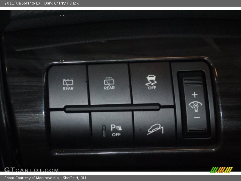 Dark Cherry / Black 2011 Kia Sorento EX