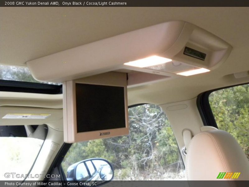 Onyx Black / Cocoa/Light Cashmere 2008 GMC Yukon Denali AWD