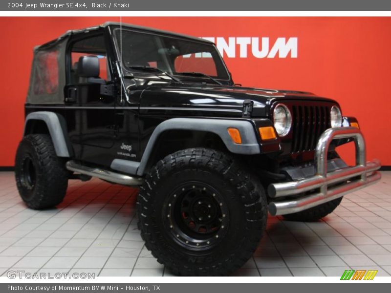 Black / Khaki 2004 Jeep Wrangler SE 4x4