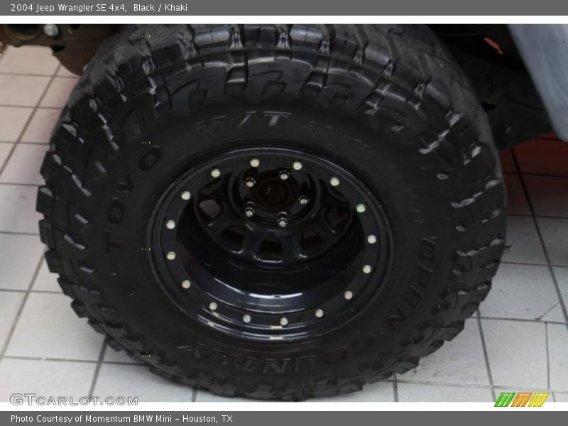 Custom Wheels of 2004 Wrangler SE 4x4
