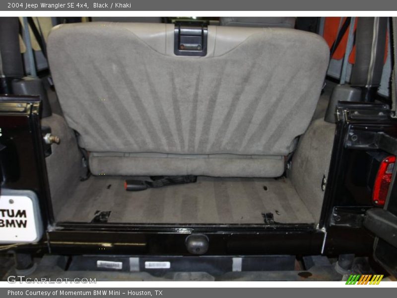 Black / Khaki 2004 Jeep Wrangler SE 4x4
