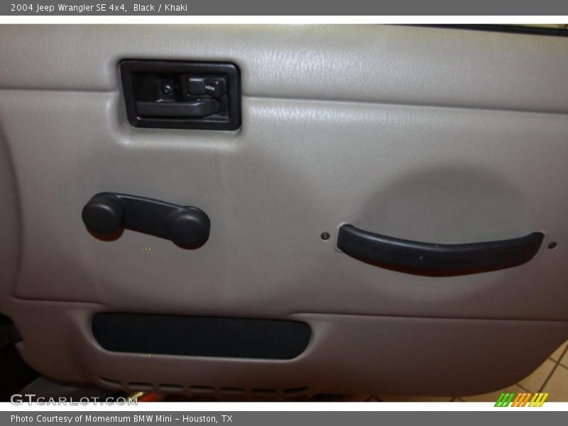 Black / Khaki 2004 Jeep Wrangler SE 4x4