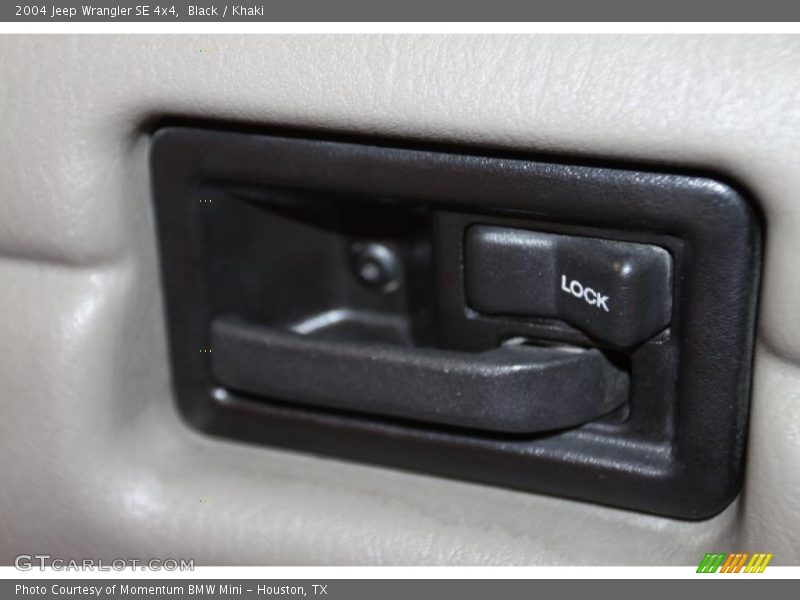 Black / Khaki 2004 Jeep Wrangler SE 4x4