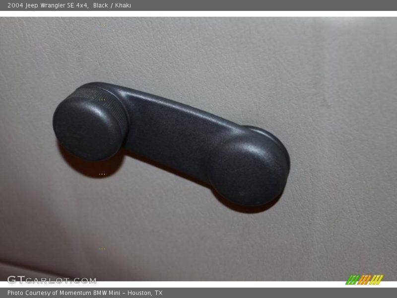 Black / Khaki 2004 Jeep Wrangler SE 4x4