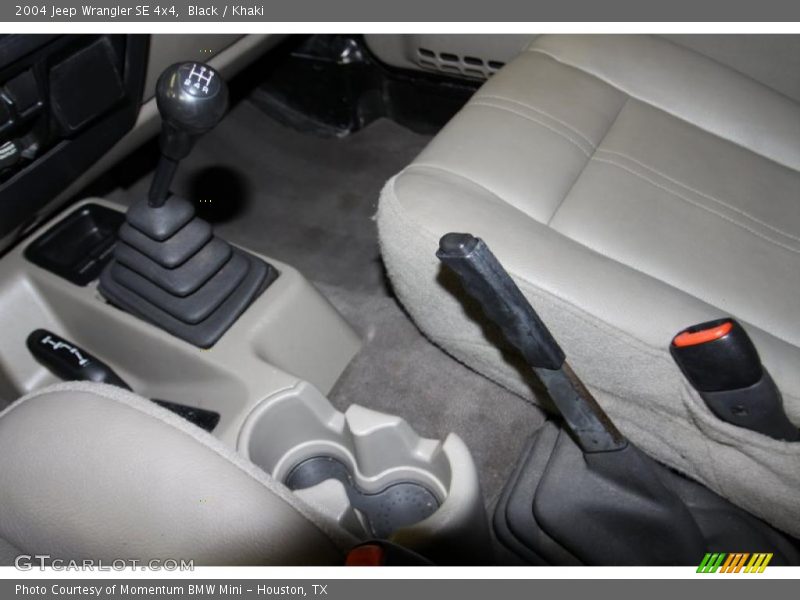 Black / Khaki 2004 Jeep Wrangler SE 4x4