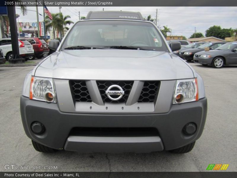 Silver Lightning Metallic / Steel/Graphite 2005 Nissan Xterra S