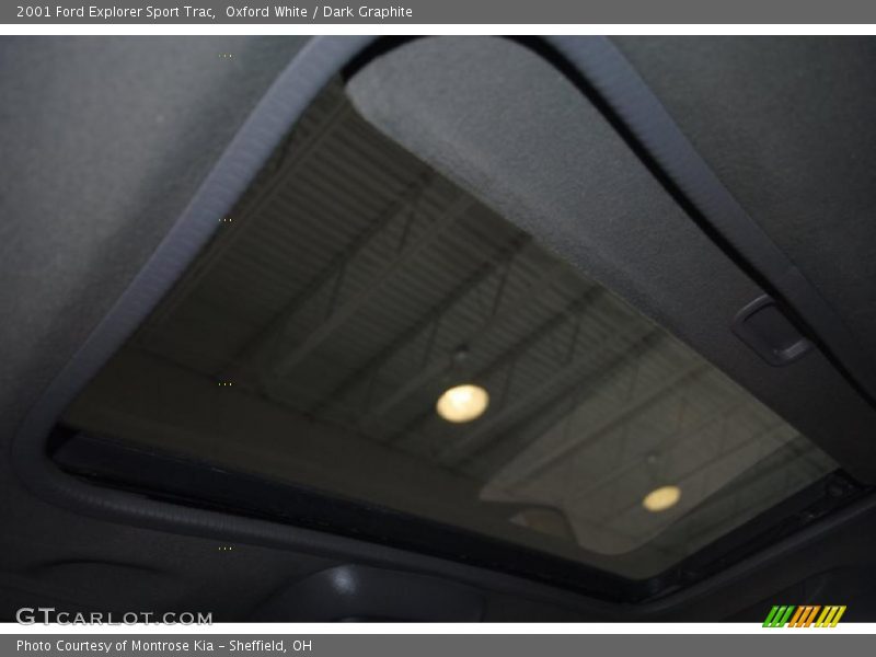 Oxford White / Dark Graphite 2001 Ford Explorer Sport Trac