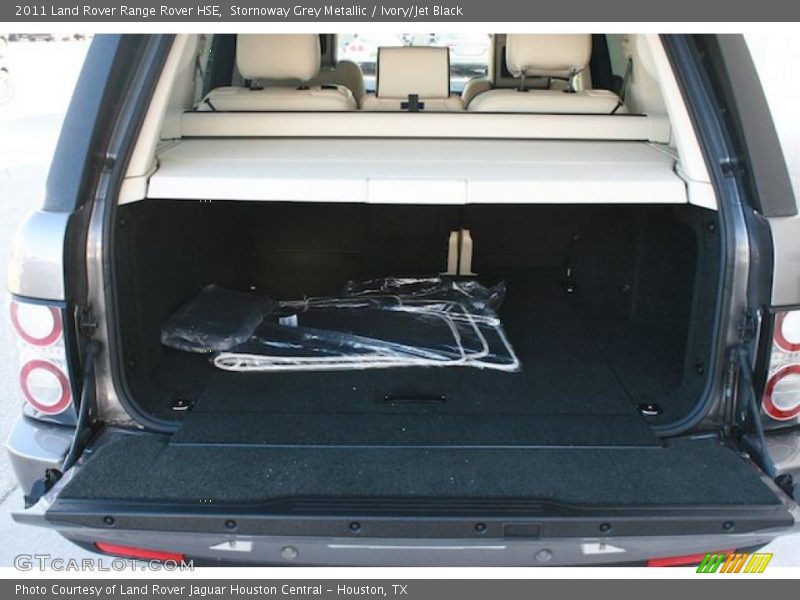  2011 Range Rover HSE Trunk