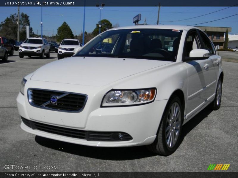 Ice White / Quartz 2010 Volvo S40 2.4i