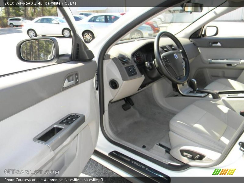 Ice White / Quartz 2010 Volvo S40 2.4i