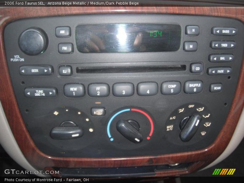 Arizona Beige Metallic / Medium/Dark Pebble Beige 2006 Ford Taurus SEL