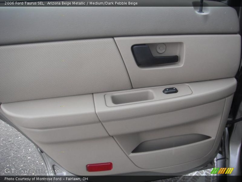 Arizona Beige Metallic / Medium/Dark Pebble Beige 2006 Ford Taurus SEL