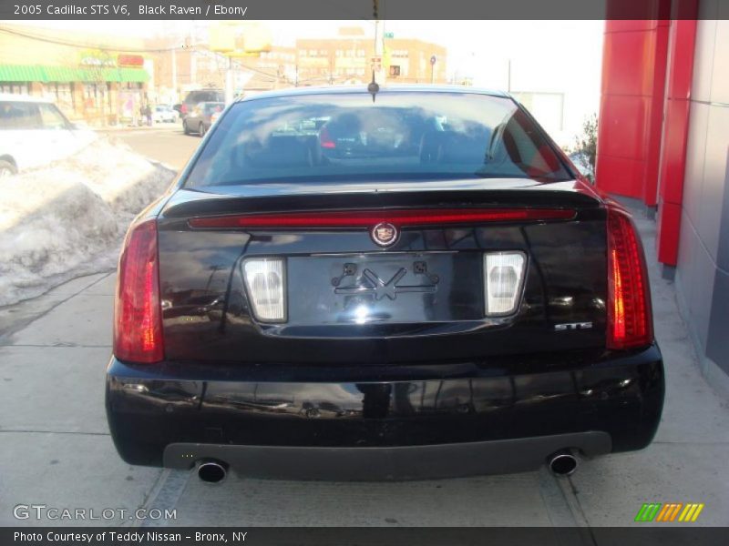 Black Raven / Ebony 2005 Cadillac STS V6