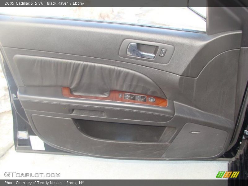 Black Raven / Ebony 2005 Cadillac STS V6