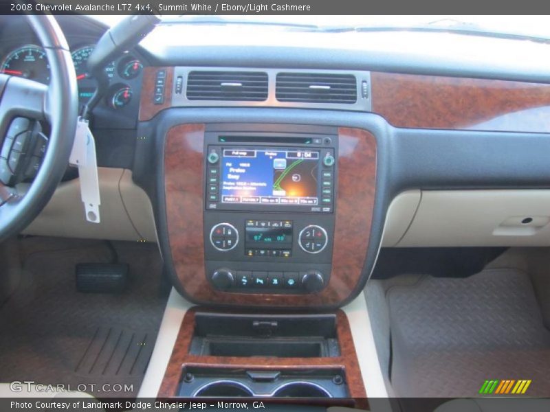 Summit White / Ebony/Light Cashmere 2008 Chevrolet Avalanche LTZ 4x4