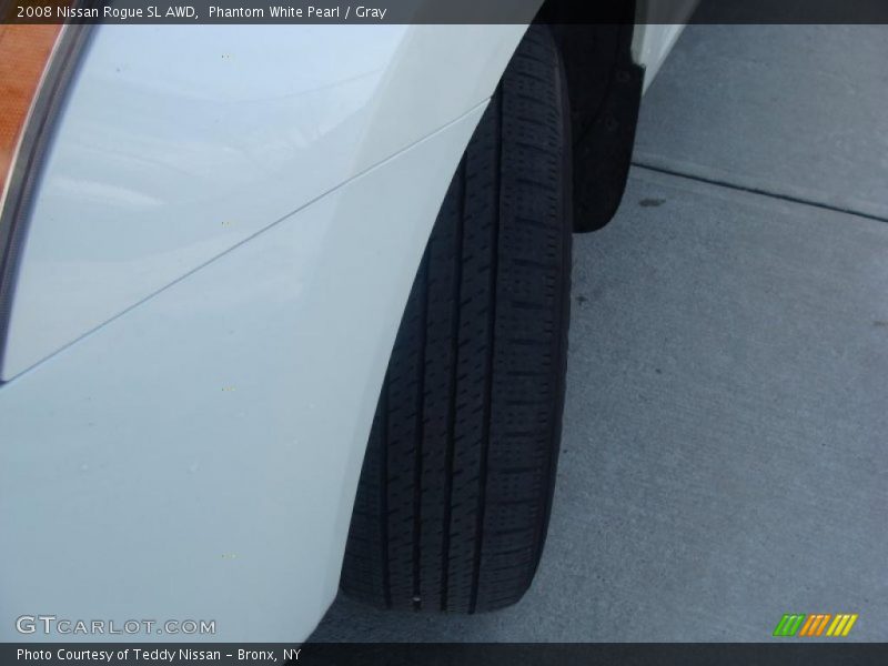 Phantom White Pearl / Gray 2008 Nissan Rogue SL AWD