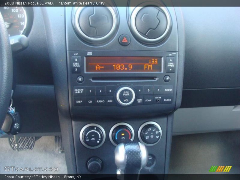 Phantom White Pearl / Gray 2008 Nissan Rogue SL AWD