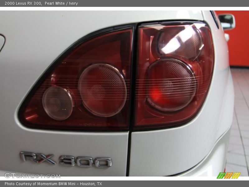 Pearl White / Ivory 2000 Lexus RX 300