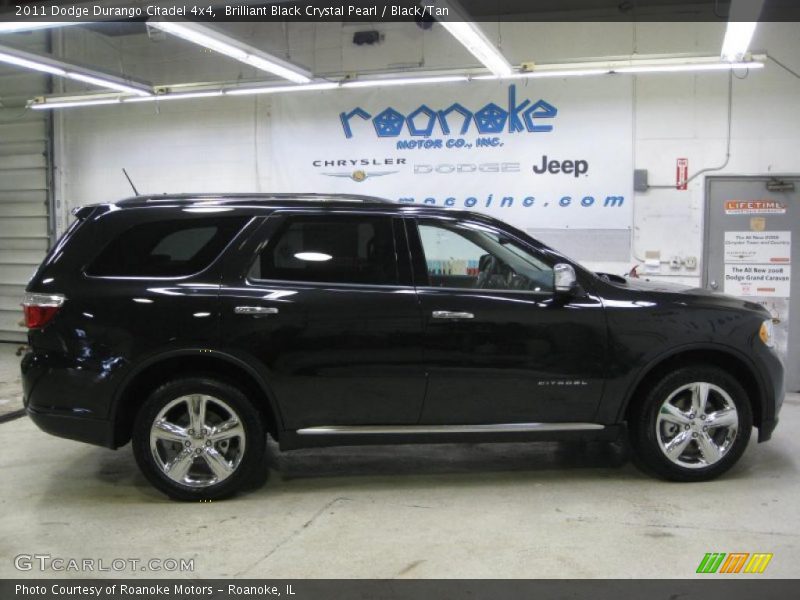 Brilliant Black Crystal Pearl / Black/Tan 2011 Dodge Durango Citadel 4x4