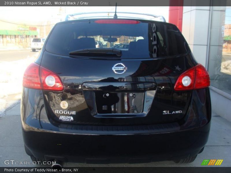 Wicked Black / Gray 2010 Nissan Rogue SL AWD