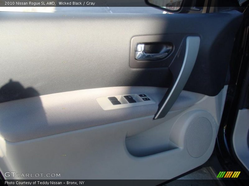 Wicked Black / Gray 2010 Nissan Rogue SL AWD