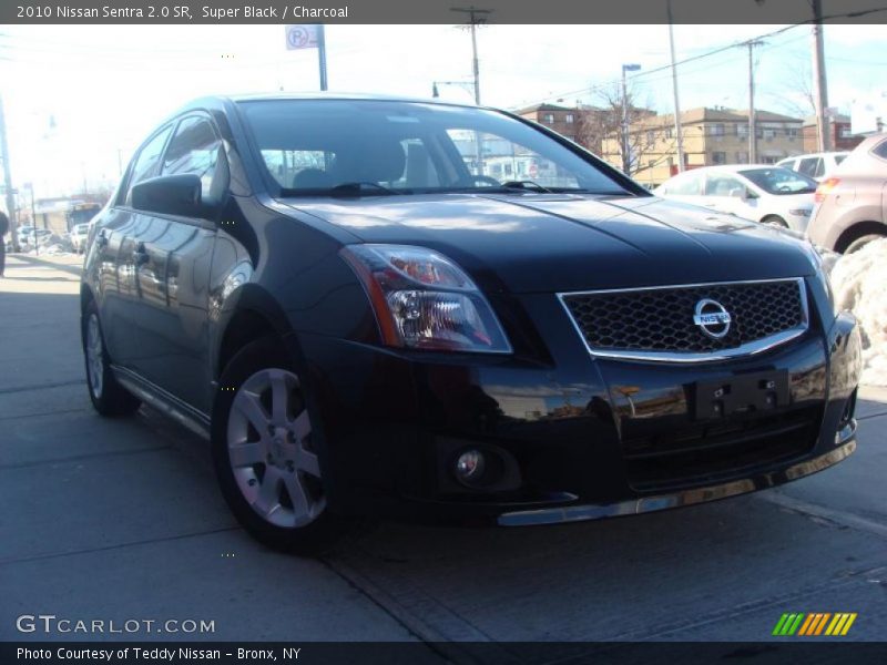 Super Black / Charcoal 2010 Nissan Sentra 2.0 SR