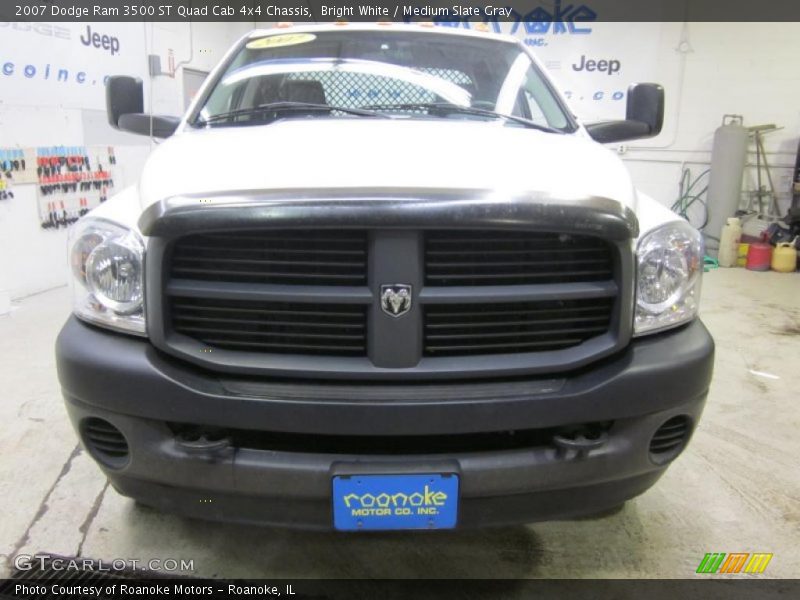 Bright White / Medium Slate Gray 2007 Dodge Ram 3500 ST Quad Cab 4x4 Chassis