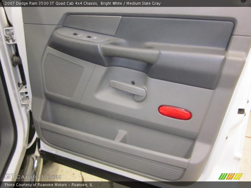 Bright White / Medium Slate Gray 2007 Dodge Ram 3500 ST Quad Cab 4x4 Chassis