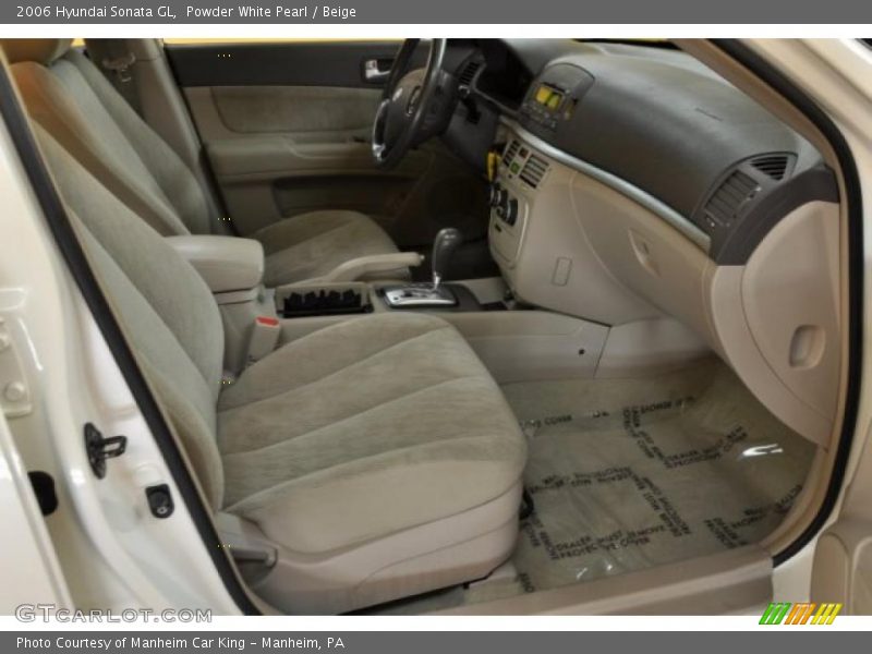 Powder White Pearl / Beige 2006 Hyundai Sonata GL