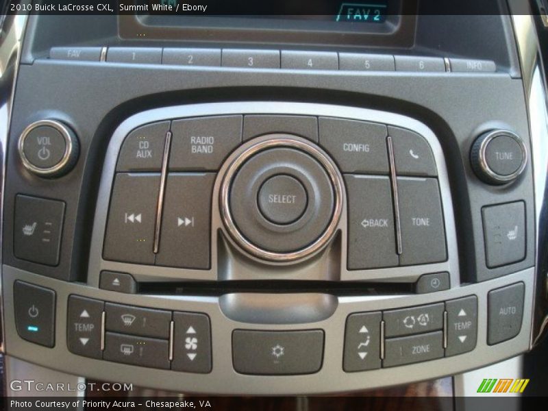 Summit White / Ebony 2010 Buick LaCrosse CXL