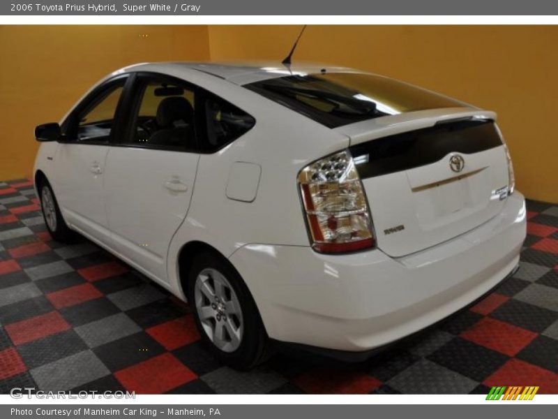 Super White / Gray 2006 Toyota Prius Hybrid