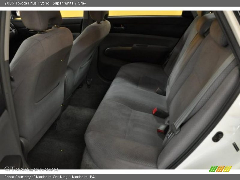  2006 Prius Hybrid Gray Interior