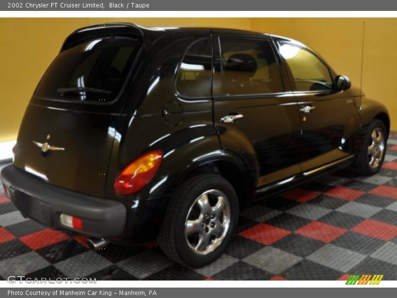 Black / Taupe 2002 Chrysler PT Cruiser Limited