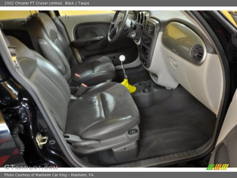 Black / Taupe 2002 Chrysler PT Cruiser Limited