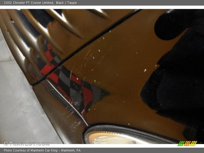 Black / Taupe 2002 Chrysler PT Cruiser Limited
