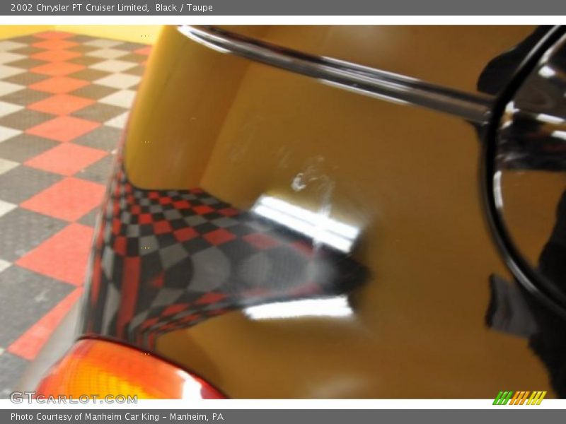 Black / Taupe 2002 Chrysler PT Cruiser Limited