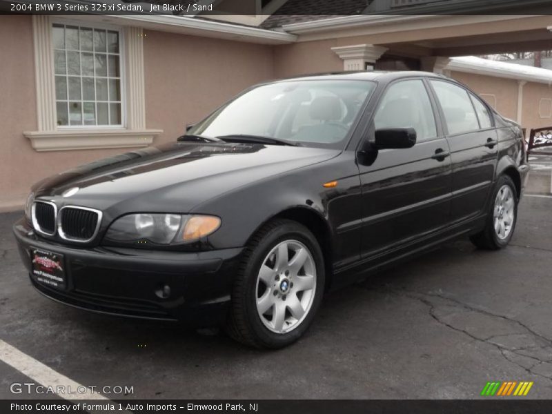 Jet Black / Sand 2004 BMW 3 Series 325xi Sedan