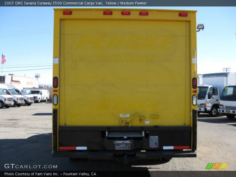 Yellow / Medium Pewter 2007 GMC Savana Cutaway 3500 Commercial Cargo Van